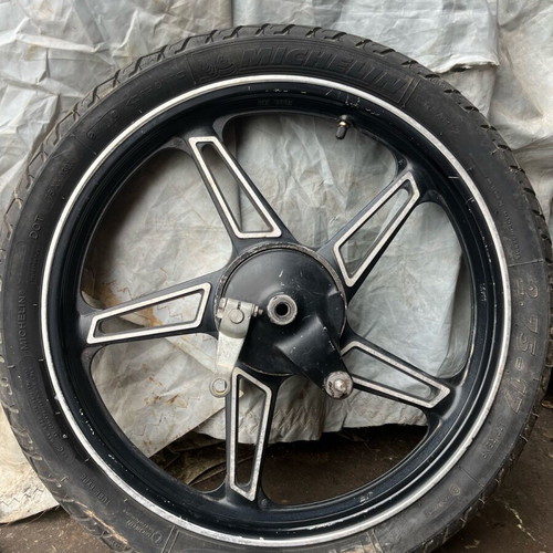 Peugeot rims like new with tires and inner tubes