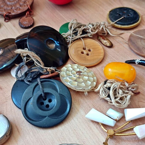 Vintage small items used