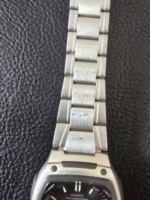Casio A-81 watch like new, dual time, water resistant, metal bracelet