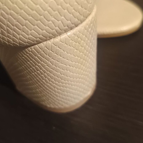 Beige sandals like new, size 41, 6 cm heel