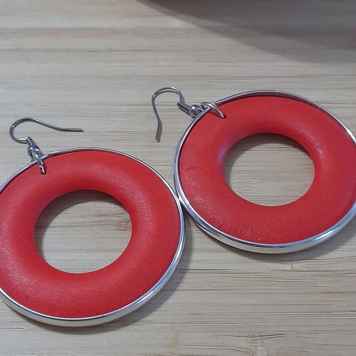 Hoop earrings like new, red with silver detail
