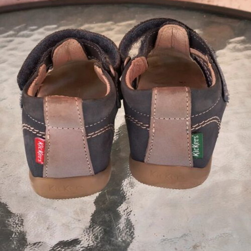 Kickers children's sandals size 23 like new, grey and blue