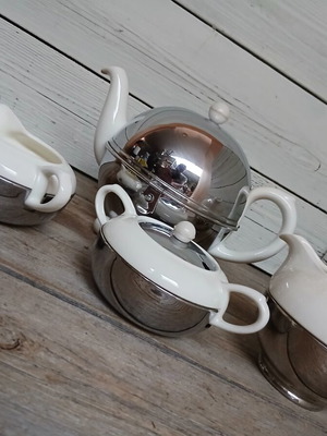 Benraad 1950 vintage theepot set used, Dutch kitchen design