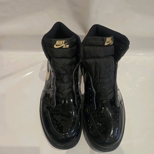Air Jordan 1 Retro High OG Black Metallic Gold like new, size 43