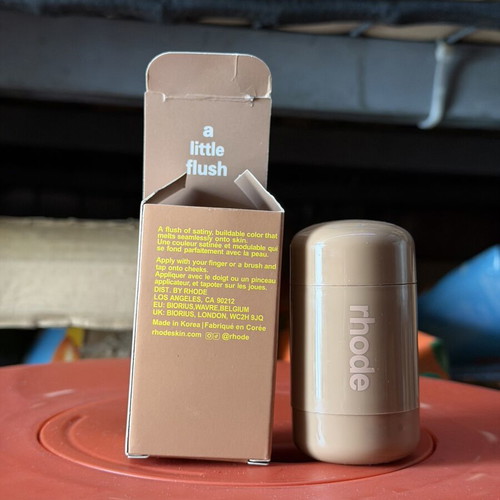 Rhode Pocket Blush Tan Line new unused