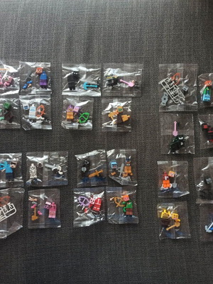 Minecraft World Minifigures καινούργιο φουλ πακέτο 24 τεμαχίων