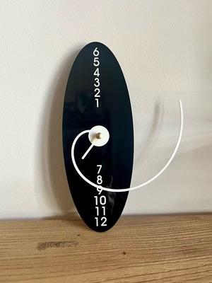 Handmade wall clock analog like new