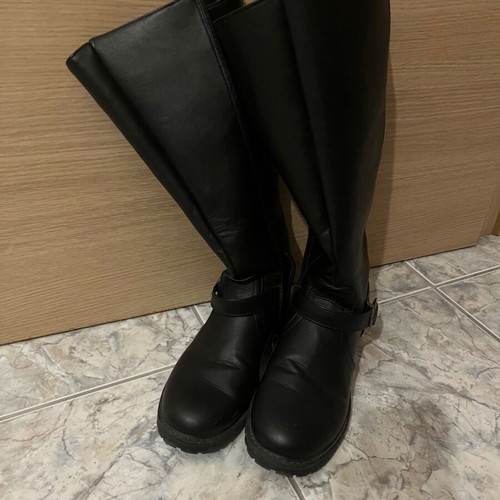 Shein black boots size 40 like new