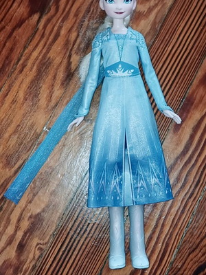 Κούκλα Elsa Frozen που τραγουδάει σαν καινούργια, 30cm
