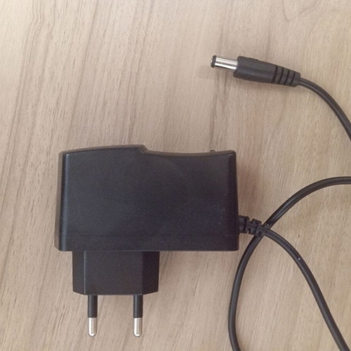 AC/DC adapter used 100-240V 50-60Hz 0.3A