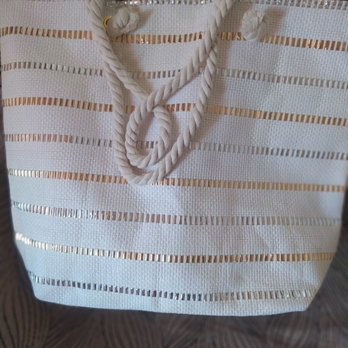 B&D Beach Bag new, white with gold and silver details