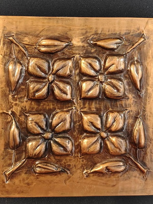 Χαλκογραφία-Κάδρο χειροποίητο ανάγλυφο μεταχειρισμένο 14x14 εκ.