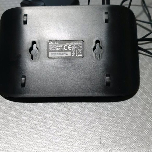 Gigabit switch 5 ports like new