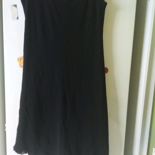Dress with asymmetric hem like new, size M