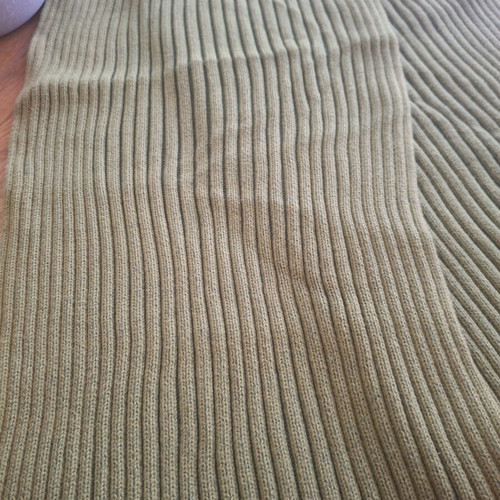 Soft scarf like new, green
