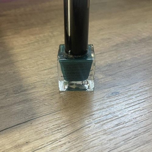 Carlo Roma nail polish emerald green petrol