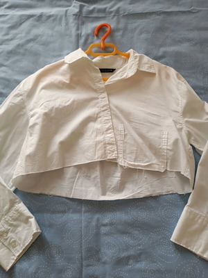 Zara shirt white like new, size S