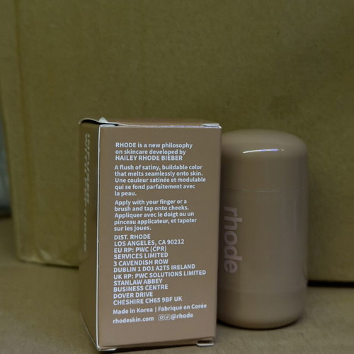 Rhode Pocket Blush Freckle new unused
