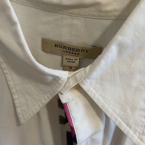 Burberry women's shirt white like new, sizes S-M