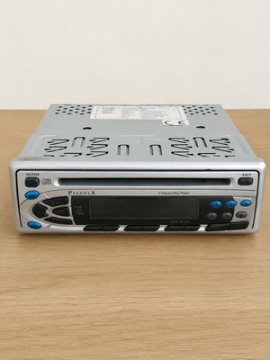 Car stereo Pianola CD player used, fully functional