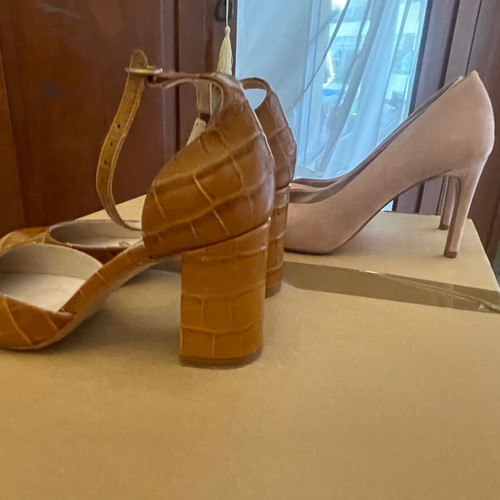 Zara and Stradivarius branded high heels size 37 like new, 2 pairs