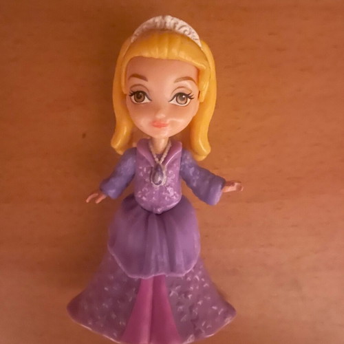 Amber figure used from Sofia the First series