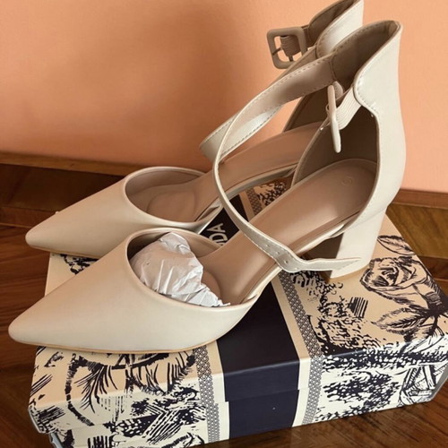 Alta Moda Nude Pumps Size 41 with Block Heel