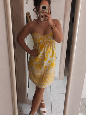 Summer strapless dress with side zip, like new, white and yellow