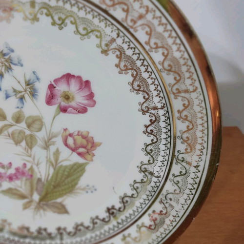 H&C Heinrich porcelain decorative plate used with gold border