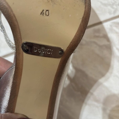 Dodici leather sandals with rhinestones like new, silver