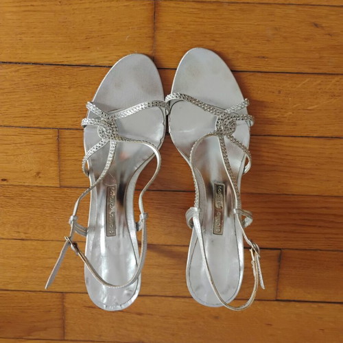 Gianna Kazakou silver sandals like new, size 40