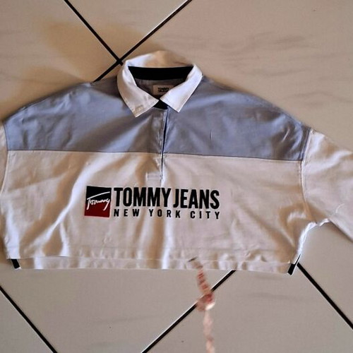 Tommy Hilfiger Cropped Shirt like new, white and blue