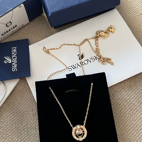 Swarovski Sparkling Dance Round 5284186 necklace new with box