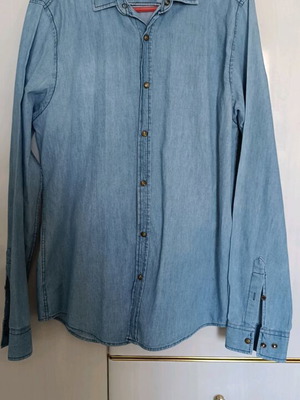 Denim shirt like new, unisex, size L, blue
