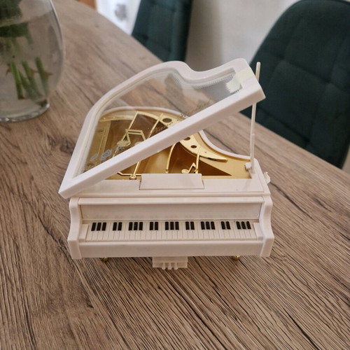 Piano music box new