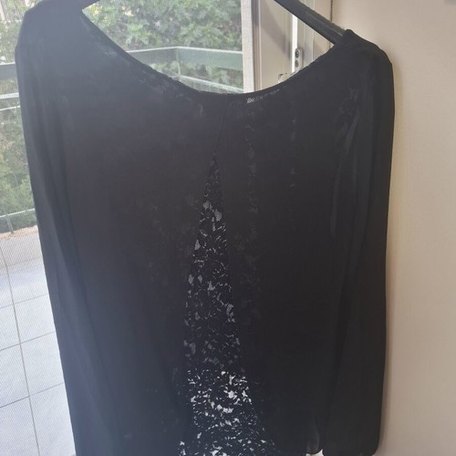 Black women's blouse with lace one size like new