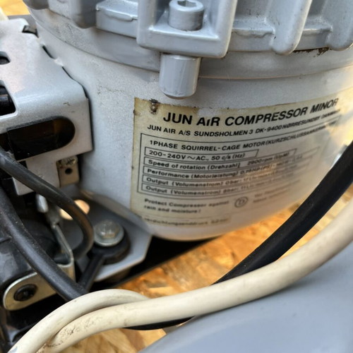 Jun-Air T17 (Troll) αθόρυβο κομπρεσέρ σαν καινούργιο, 8 bar, 1,5 λίτρα