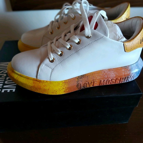 Love Moschino limited edition shoes size 39 Nr like new, multicolour