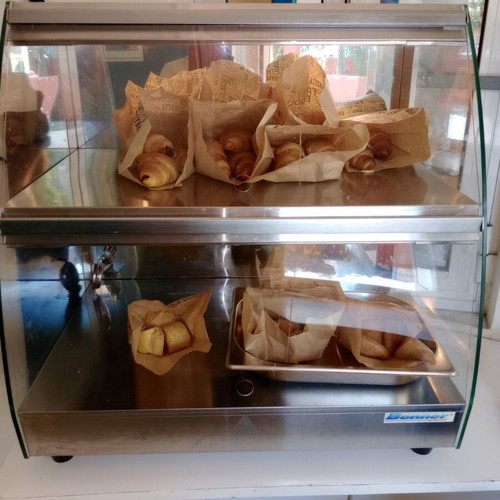 Professional Thermochamber Display Cabinet like new