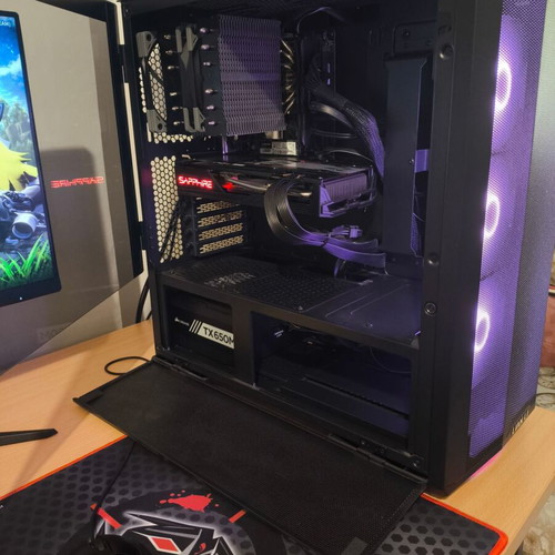 Gaming PC Set with Intel i5-10400F, Sapphire RX 5700, AOC 144Hz Monitor