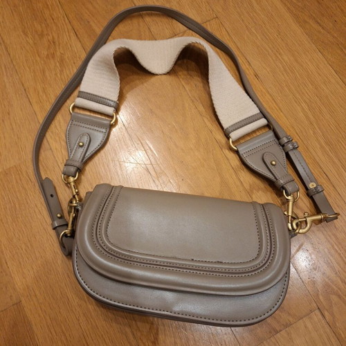Zara shoulder bag with 2 straps beige and green like new
