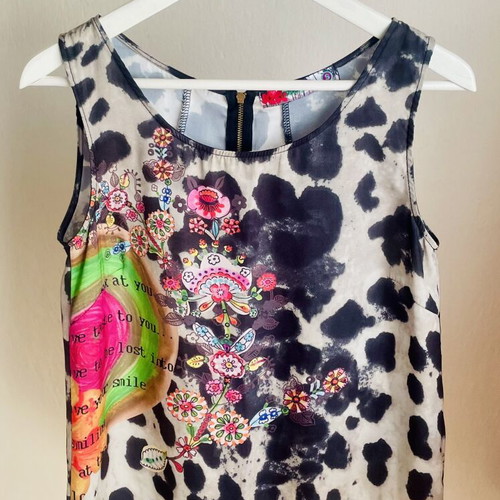 Desigual top like new, colorful, size S