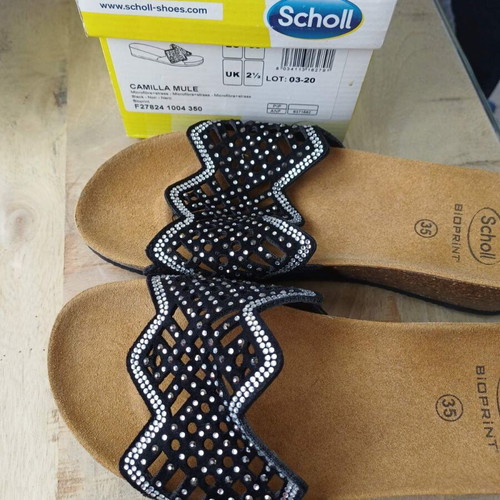 Scholl Anatomical Slippers Women Size 35 Like New Black