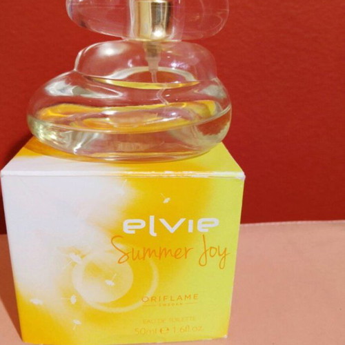 Oriflame Elvie Firefly EDT and other used perfumes set