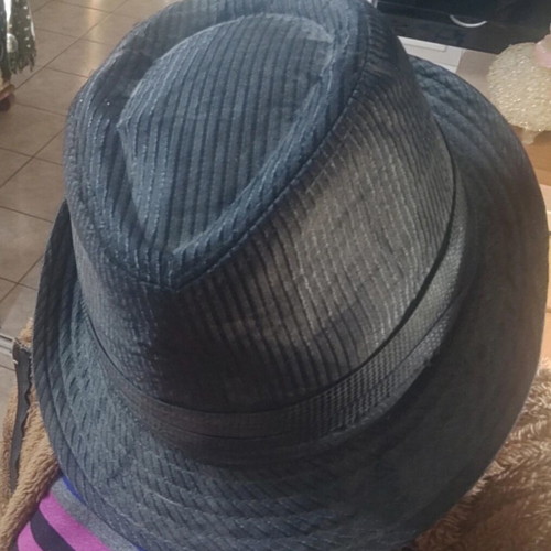 D&G Black Fedora Hat size 56 Small like new