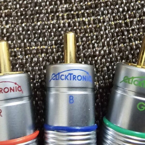 Clicktronic Component Video Cable 3x RCA to 3x RCA 5m like new