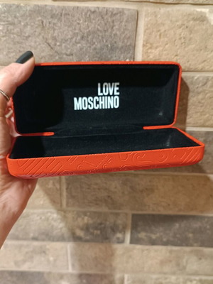Love Moschino glasses case like new, red with velvet interior