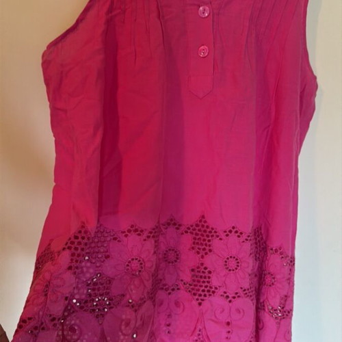 Fuchsia Sleeveless Top size medium, like new