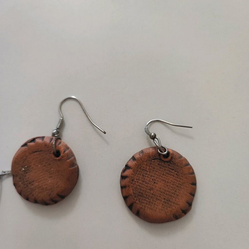 Clay earrings with starfish print new