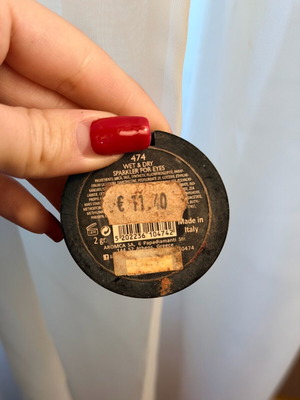 Erre Due pink eyeshadow used